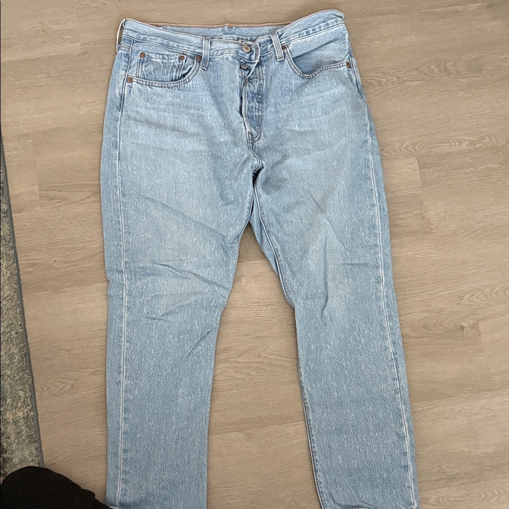 Classic Light Blue Women’s Jeans